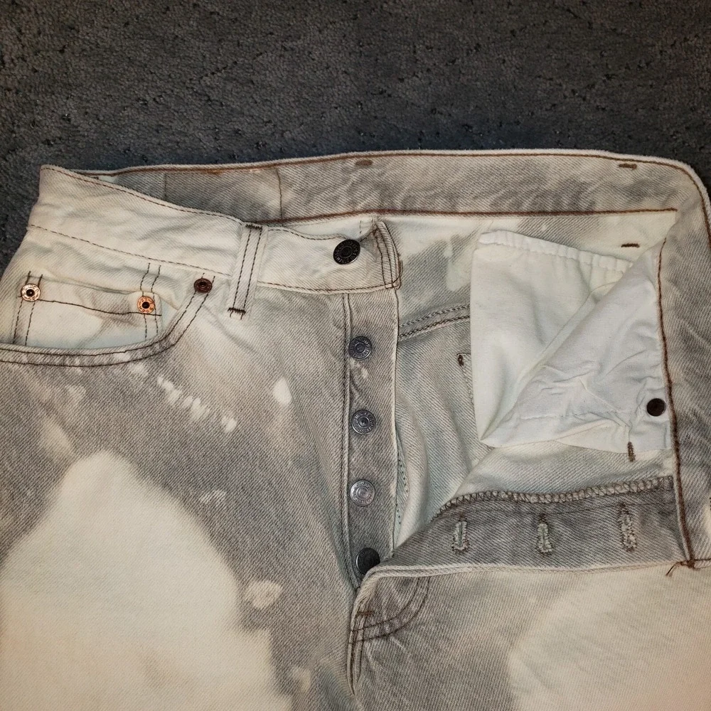 Levis measurements may